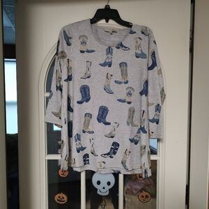 New Astrologie Gray Rhinestone Boots 3/4 Sleeve Top Size Women's Small